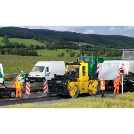 KIBRI 11558 H0 Walec drogowy Bomag BW 170 AD-4
