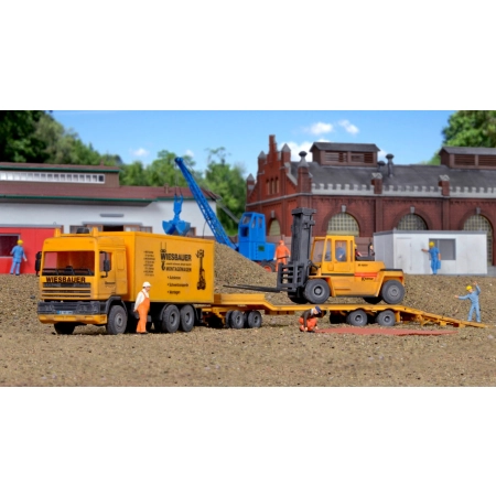 KIBRI 13580 H0 DAF FFT 95.400 z przyczepą i podnośnikiem Kalmar 15-1200