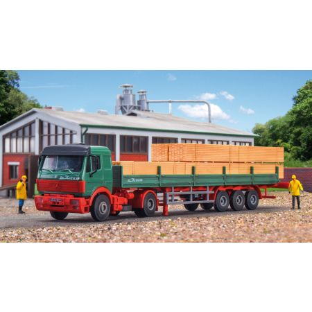 KIBRI 14641 H0 Ciągnik siodłowy Mercedes S 1864 z naczepą i ładunkiem