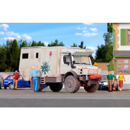 KIBRI 14977 H0 Unimog z zabudową camper Unicat