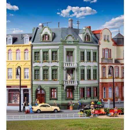 KIBRI 38385 H0 Dom przy Elbenplatz w Görlitz