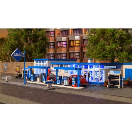 KIBRI 38541 H0 Stacja paliw Aral