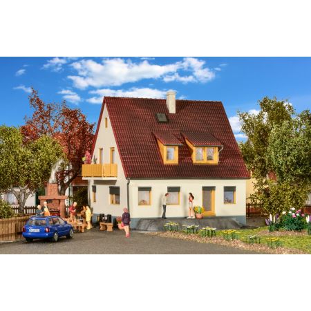 KIBRI 38710 H0 Dom piętrowy