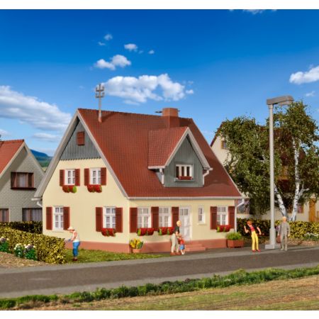 KIBRI 38713 H0 Dom piętrowy