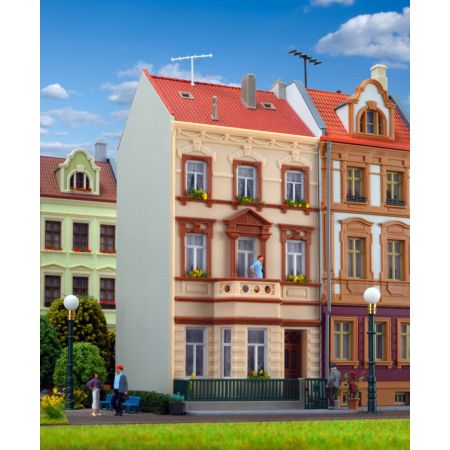 KIBRI 39102 H0 Kamienica dwupiętrowa