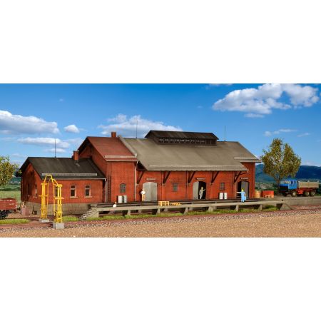 KIBRI 39462 H0 Magazyn kolejowy z rampą załadunkową
