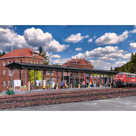KIBRI 39569 H0 Dworzec Kienbach - peron z zadaszeniem