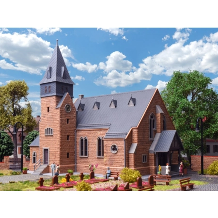 KIBRI 39766 H0 Kościół z kamiennym murem