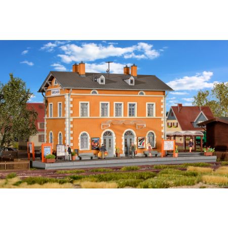 KIBRI 39839 H0 Dworzec kolejowy Rumpelhausen