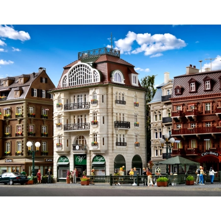 VOLLMER 43618 H0 Kamienica z kawiarnią Vienna