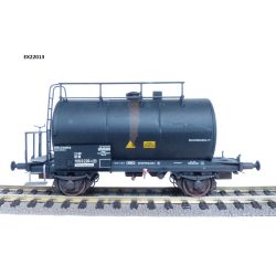 EXACT-TRAIN EX22013 Wagon cysterna 30m3 typu Uerdinger ESSO Schwarz Nr.705 6226-5 (Brudzony), DB, Ep. IV