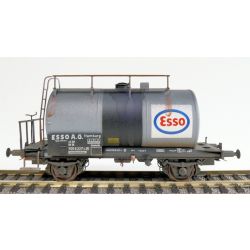 EXACT-TRAIN EX22058 Wagon cysterna 30m3 typu Uerdinger (lekka) Esso Grau/Schwarz (Brudzony), DB, Ep. IV