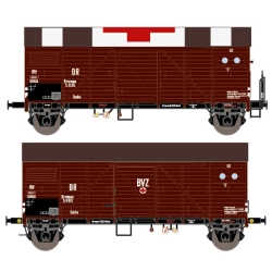 EXACT-TRAIN EX23606 2-er Set Bremen Guterwagen Rote Kreuz und Bremen Guterwagen Rote Kreuz mit Bremserbuhne, DRB, Ep. II