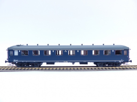 Exact-Train EX10028 Wagon pasażerski AB7536 (berlinerblau, szary dach), NS, Ep. III