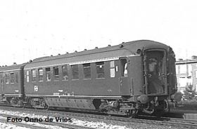 Exaxct-Train EX10056 Wagon pasażerski AB 51 84 38-40 168-0 Plan K berlin blue, NS, Ep. IVb