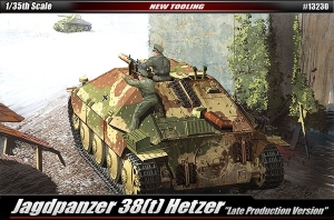 Academy 13230 Jagdpanzer 38(t) Hetzer Late Version - 1:35