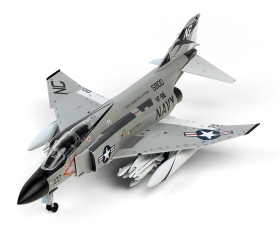 ACADEMY 12515 USN F-4J Showtime 100 MCP 1:72