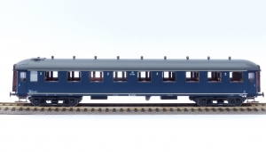 Exact-Train EX10018 Wagon pasażerski B7154 (berlinerblau, szary dach), NS, Ep. III