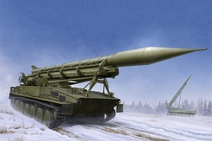 Trumpeter 09545 Radziecki zestaw rakietowy 2P16 z rakietą 2K6 Łuna (Frog 5) - 1:35