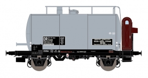 Exact-Train EX20600 Wagon cysterna 30m3 Uerdinger, Brit-US Zone, Benzin-Benzol-Vertrieb Bochum, DR, Ep. IIIa