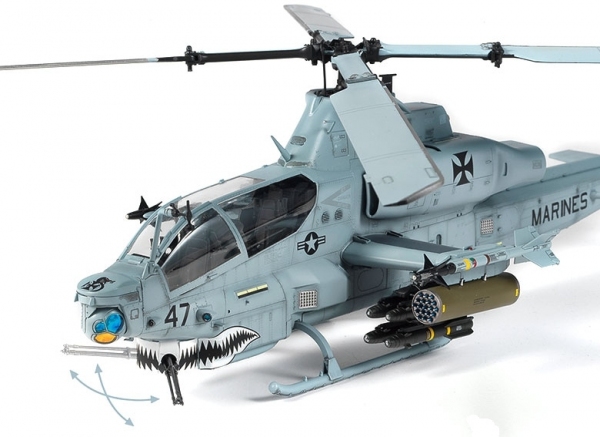 ACADEMY 12127 USMC AH-1Z Shark Mouth 1:35