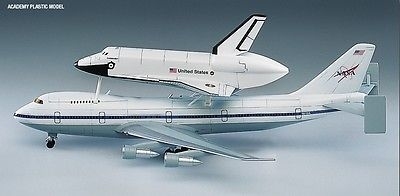Academy 12708 Space Shuttle & Boeing 747 - 1:288