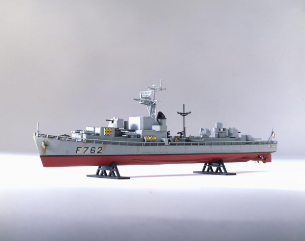 HELLER 81093 2 modele fregat E50 - 1:400